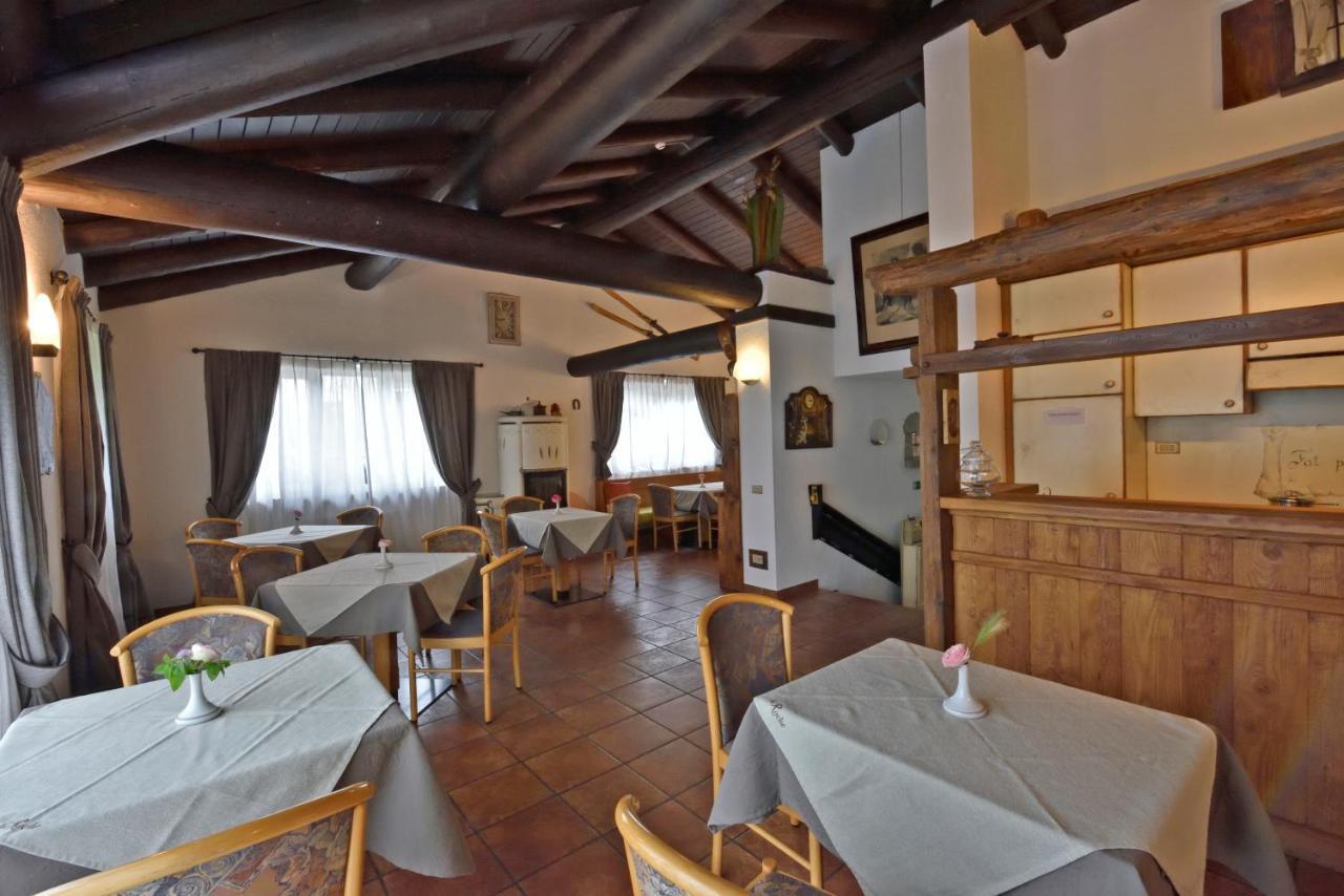 La Roche Hotel Appartments Aosta Bagian luar foto
